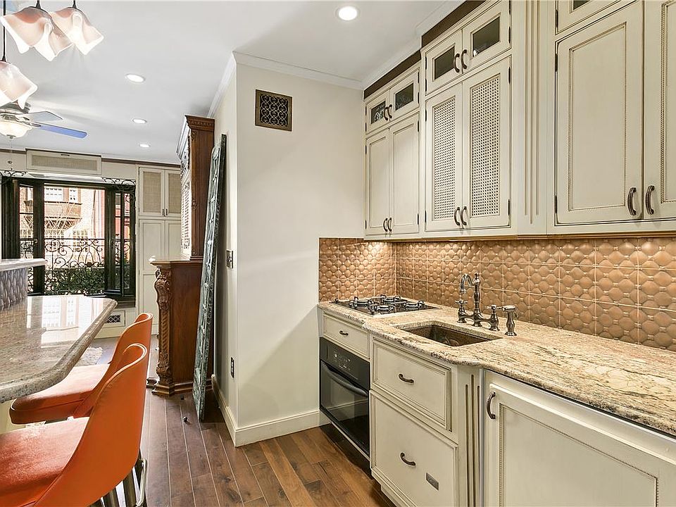 1st image of 55 W 83rd St APT 2C