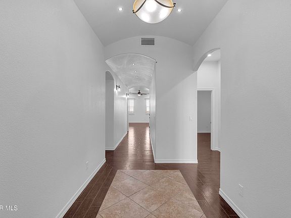 4th image of 12829 Cozy Cove Ave