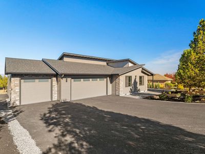 10186 Sundance Ridge Loop, Redmond, OR, 97756
