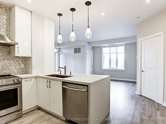 3rd image of 245 Dalesford Rd #422