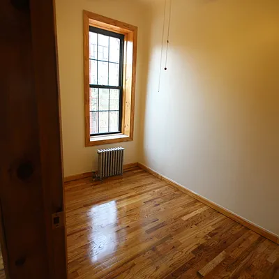 Rented by Nooklyn NYC LLC | media 33