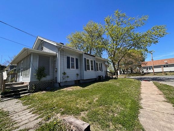 3rd image of 432 18th Ave