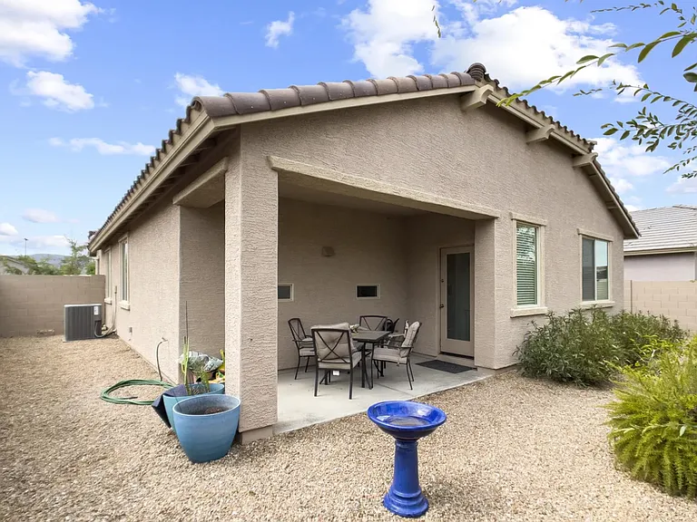 1622 E Chanute Pass — Photo 10