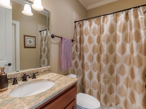 4th image of 2109 Eulas Way