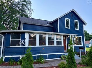 230 S Chestnut St, Belle Plaine, MN 56011