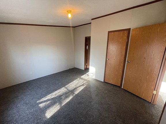 3rd image of 248 Cygnet Cir