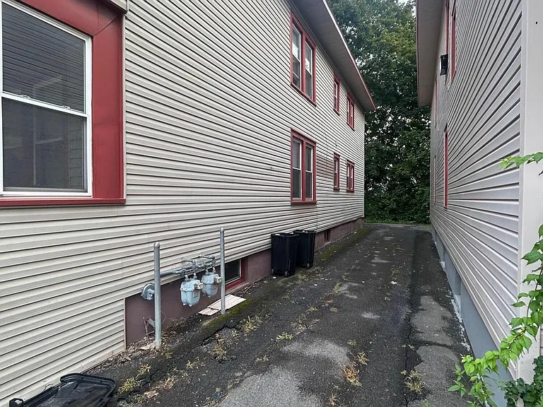 443 Myrtle Ave #2 — Photo 9
