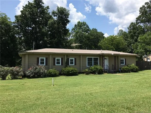 1805 Saint Marks Church Rd, Crouse, NC 28033