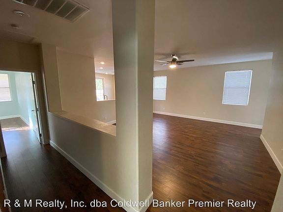 5th image of 6025 Calumet Point St
