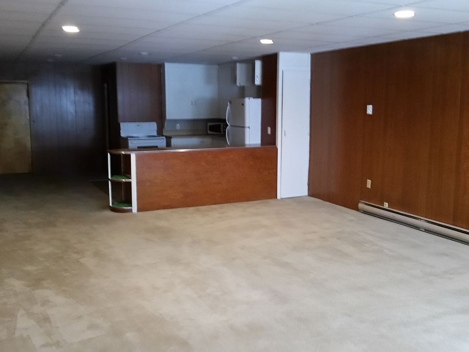 2nd image of 30 S Sandusky St #B