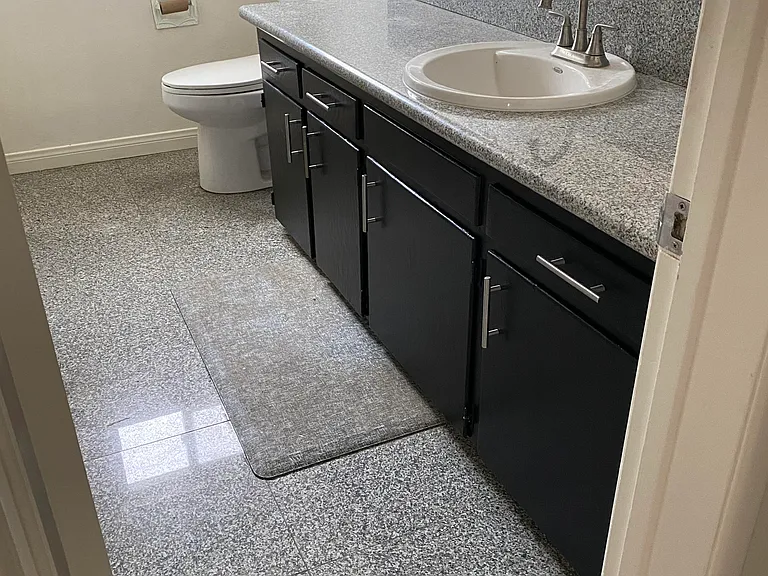 main bathroom jucuzzi tun granite shower floors