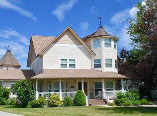 1406 J R Ct, Sandpoint, ID 83864