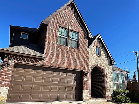 2nd image of 1017 Jamal Dr