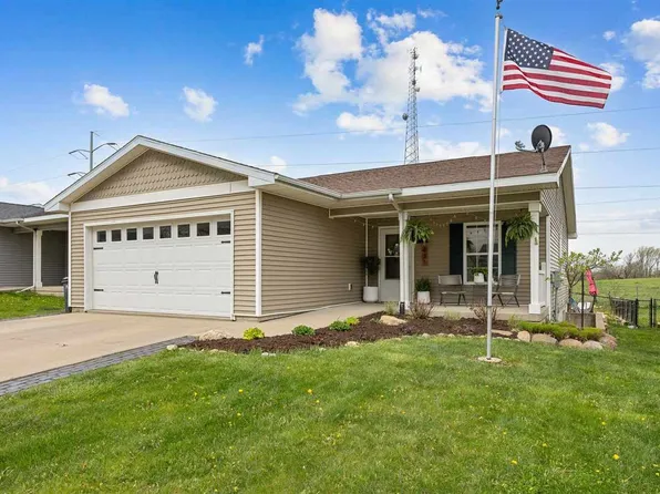 431 Moose Dr NW, Cedar Rapids, IA 52405