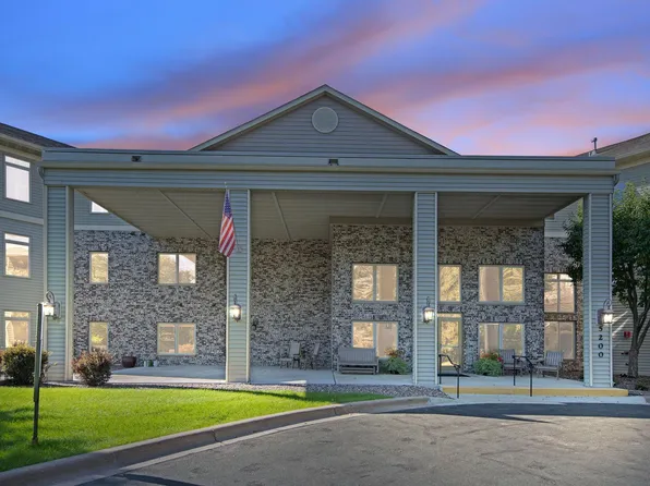 5200 Pathways Ave Unit 105, White Bear Lake, MN 55110