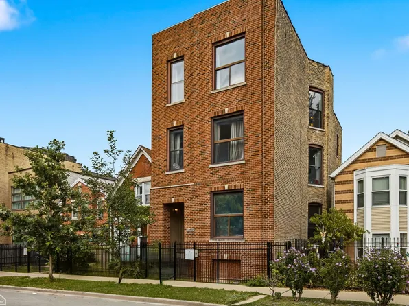 1403 N Rockwell St #3, Chicago, IL 60622