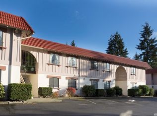 15715 NE 18th St APT 5F, Bellevue, WA 98008