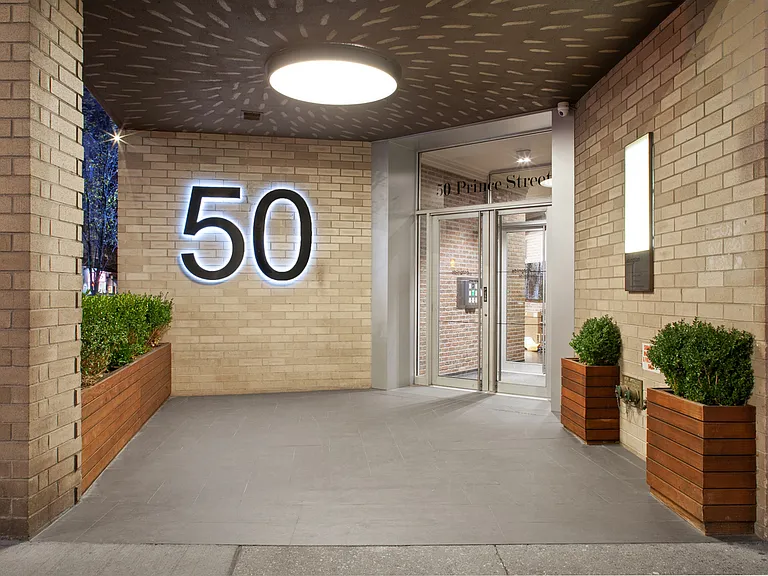 50 Prince St #PHD — Photo 13