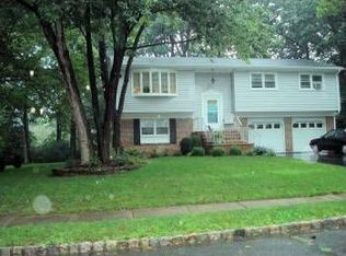 6 Fischer Pl, Whippany, NJ 07981