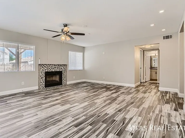 7980 Boardwalk Way — Photo 4