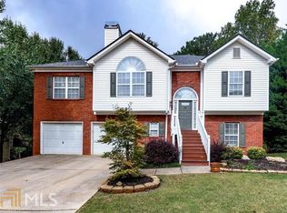 6354 Autumn View Poin NW, Acworth, GA 30101