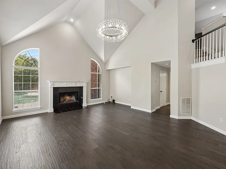 8408 Kenning Ct — Photo 7