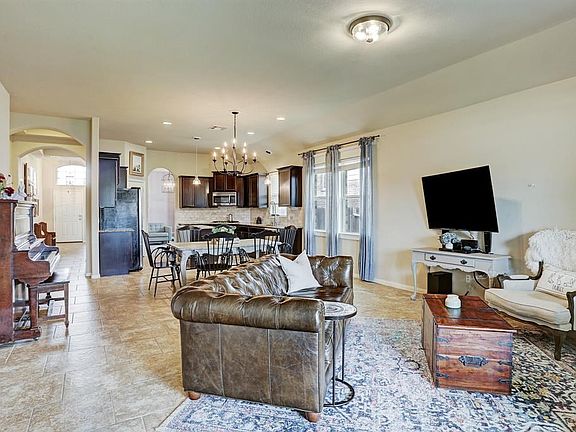 3rd image of 3725 Daintree Park Ct