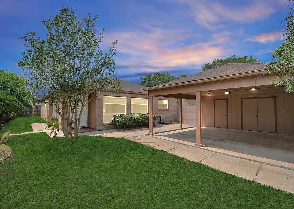 1st image of 9306 Clipperwood Pl
