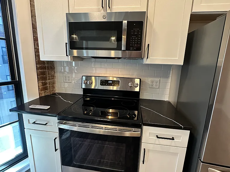 400 River St #2A — Photo 9