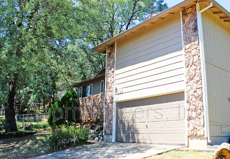 1st image of 3174 Shawnee Ct
