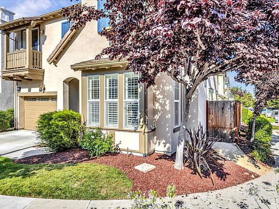 3rd image of 2048 Heather Glen Dr