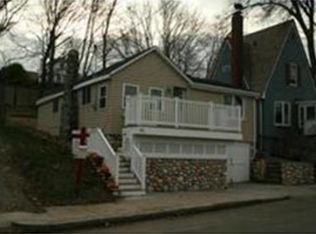 81 Bay View Ave, Winthrop, MA 02152