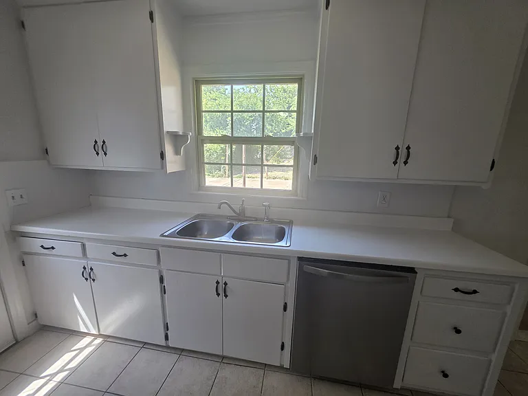 3247 NW 47th St — Photo 18