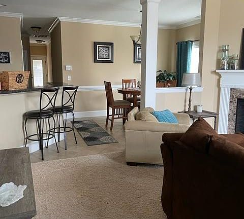 5th image of 3353 Ellsworth Dr Unit 3353