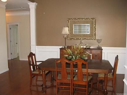 2nd image of 204 Calli Ct