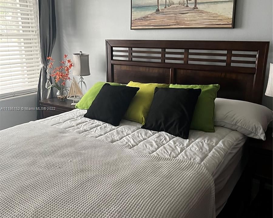 1st image of 6490 Collins Ave APT 6