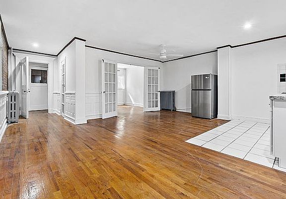 3rd image of 1215 Dean St #1