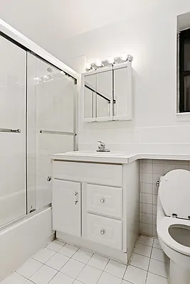 Rented by Compass | media 20