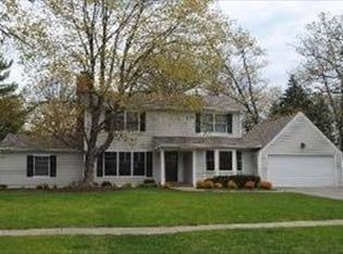 860 Morningside Dr, Lake Forest, IL 60045