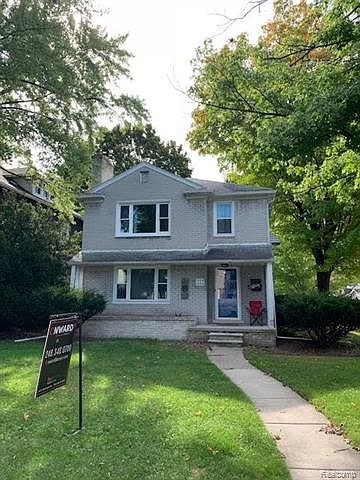 1st image of 1000 E Lincoln Ave