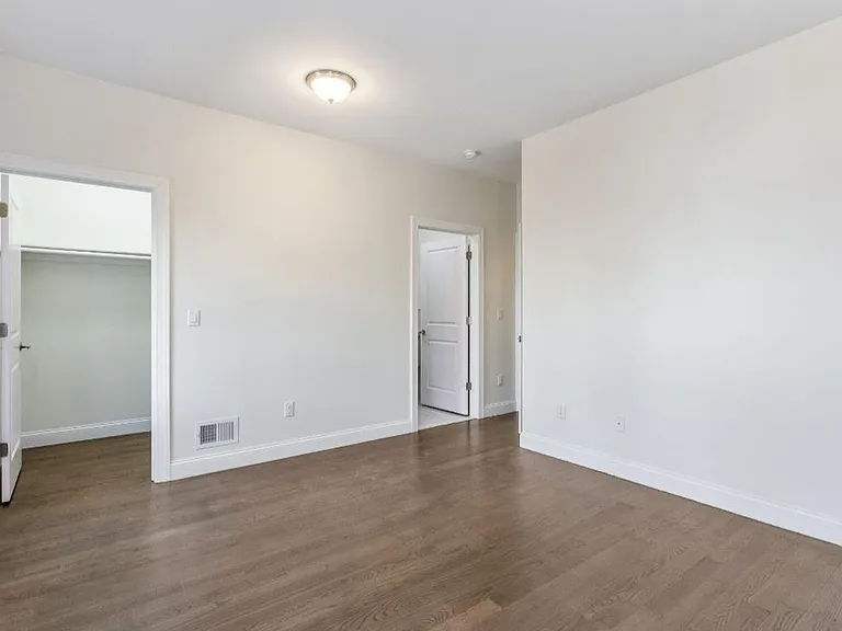 144 Fulton Ave #1 — Photo 11