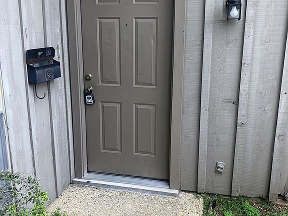 2nd image of 6809 Alford Dr