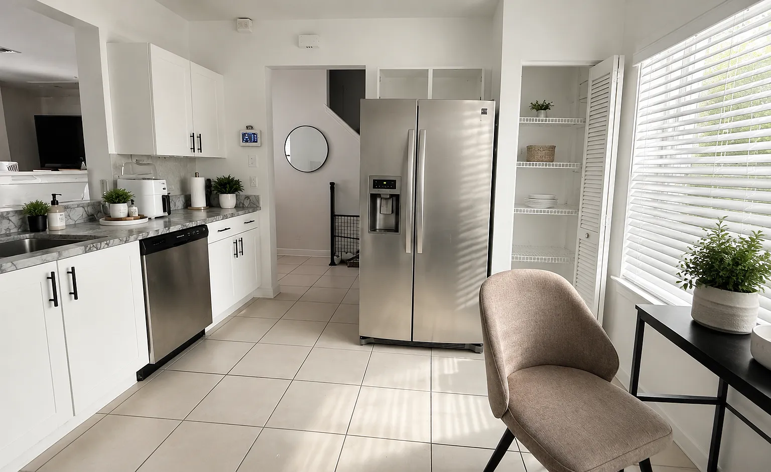 2 bed, 2.5 bath, 1381 sqft, $3,400 — Photo 2