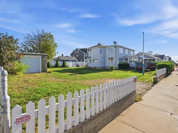 190 Otis St, Winthrop, MA 02152
