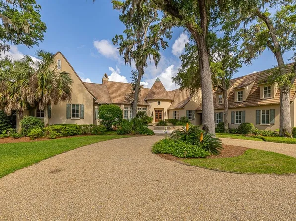 117 Hawkins Island Cir, Saint Simons Island, GA 31522