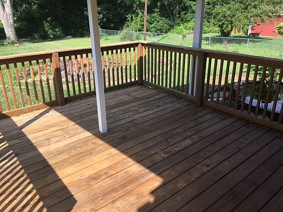 4th image of 1521 Fisher Ln