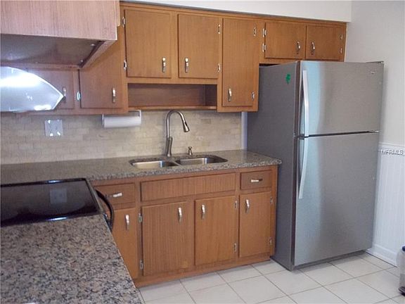 4th image of 2221 Euclid Cir S