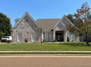 2346 Meverett Ln, Cordova, TN 38016