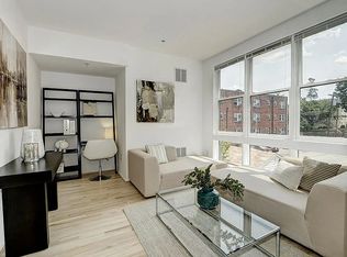 1660 N Quinn St, Arlington, VA 22209