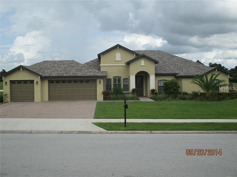 1st image of 9716 Royal Vista Ave